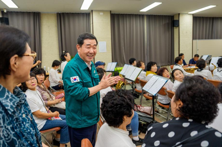 인삼골축제 장기자랑 예심 격려