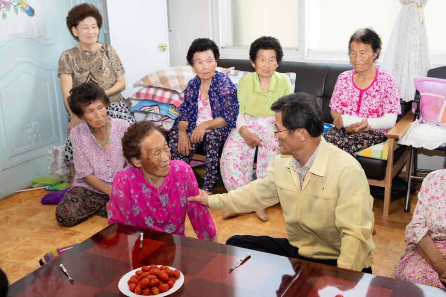 홍성열 증평군수, 무더위쉼터 및 폭염 취약사업장 현장점검