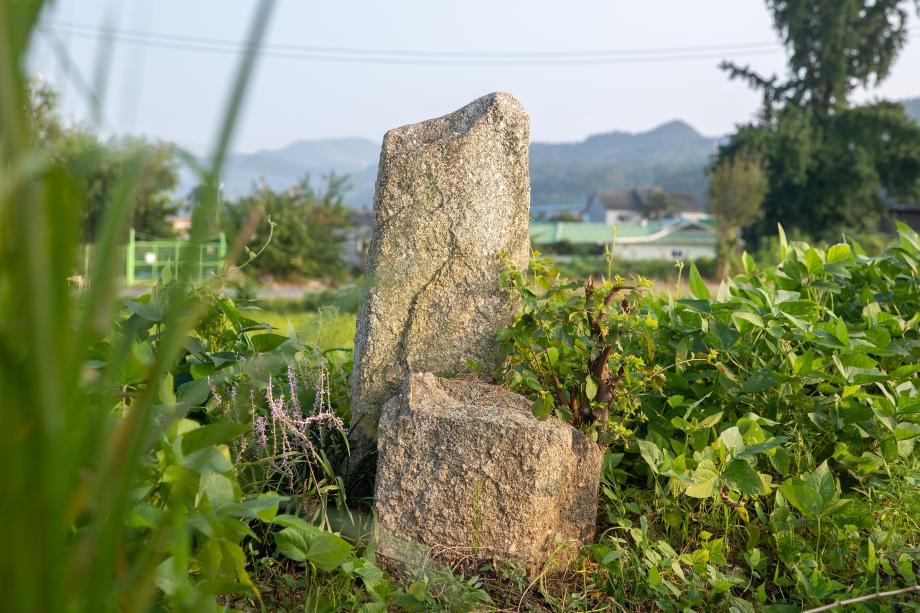 비지정문화재 죽리 선돌