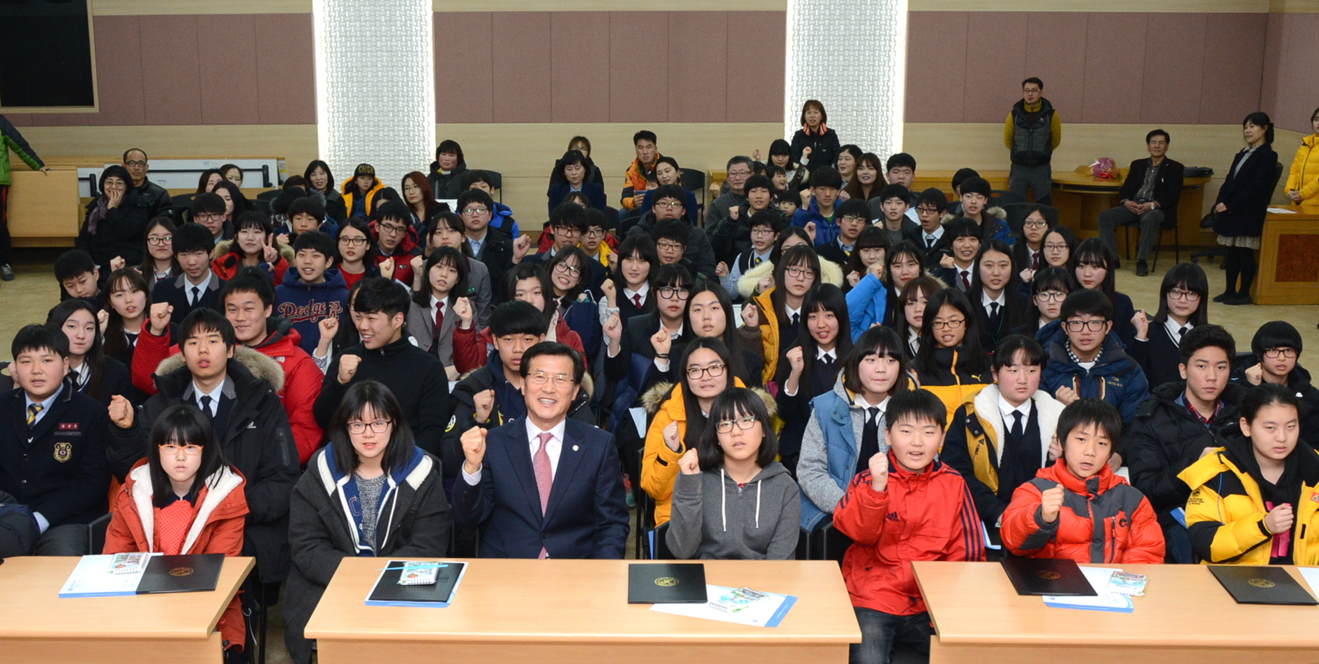 [재] 증평군민장학회 2015년 장학생 증서 수여