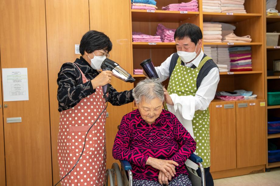 이재영 증평군수, 계묘년 새해 행복돌봄 봉사로 시작