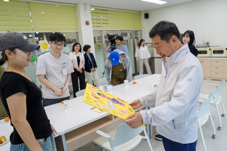 ‘군수님 밖이라고 다르지 않아요!’...증평군, 학교 밖 청소년과 특별한 만남